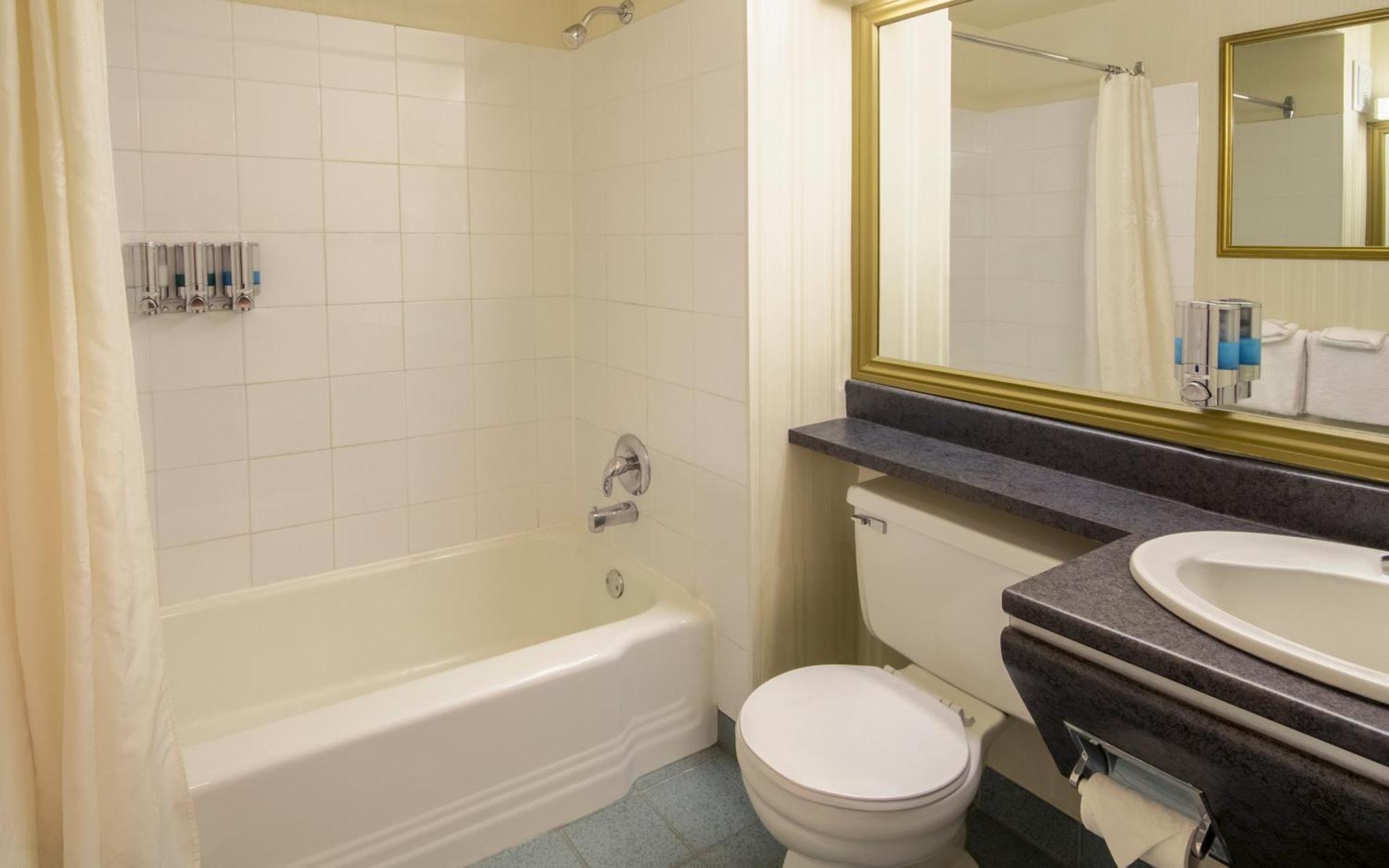 Auberge Quebec Bagian luar foto